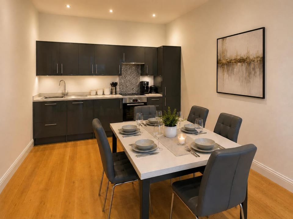 HYDE PARK APT by KeyHol Short Let Apartment in City of Westminster