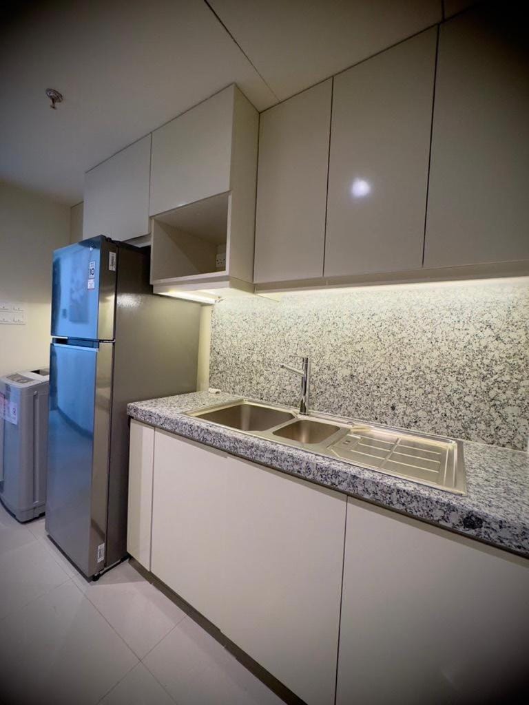 Shalom 808 Monarch Regency Apartment in Western Province