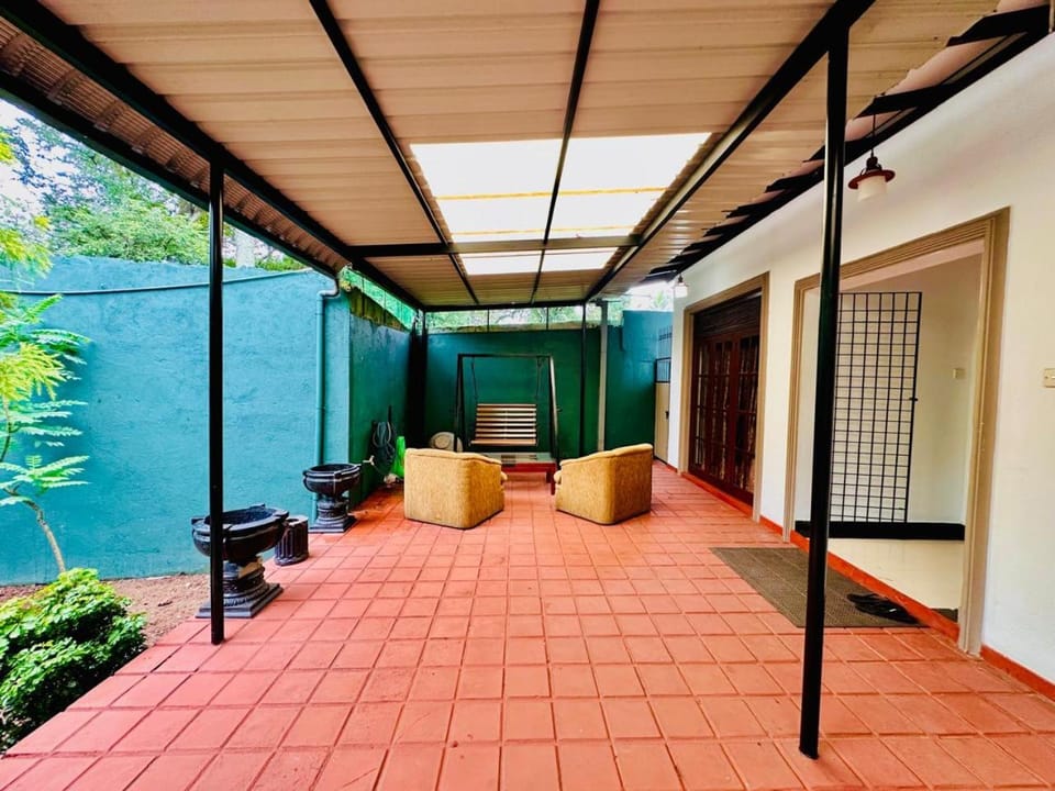 Day, Garden, Seating area, Garden view