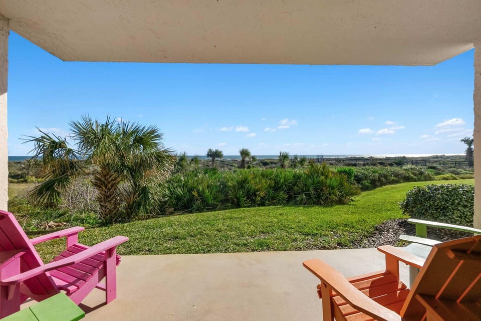 Catch the Breeze l Heated Pool l Ocean Views House in Butler Beach