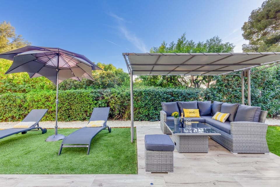 Patio, Garden, Garden, Garden view, sunbed