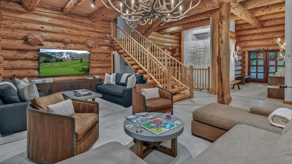 TV and multimedia, Living room, Seating area, furniture