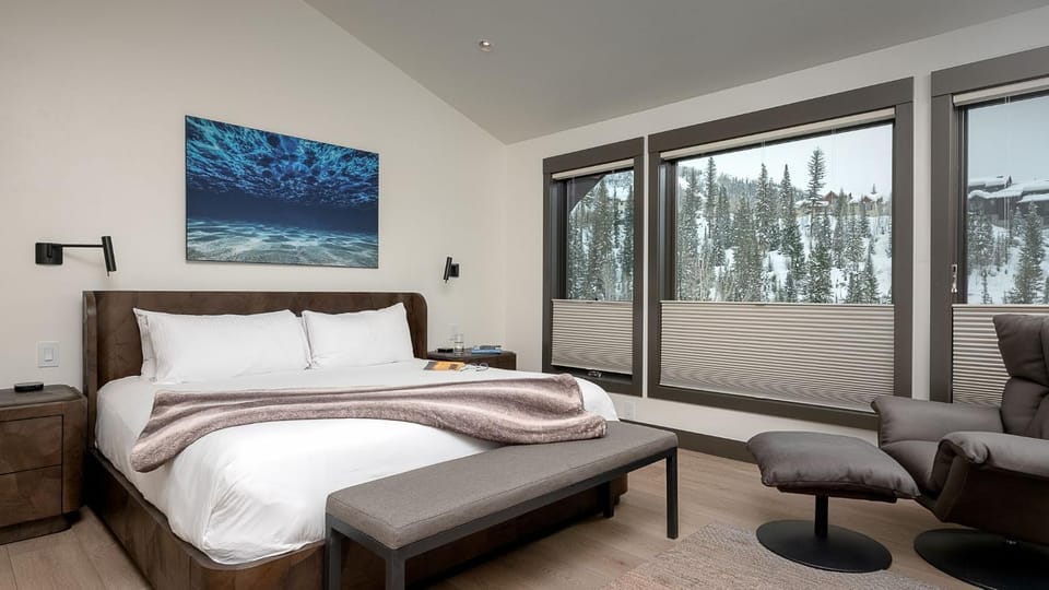 Bed, View (from property/room), Bedroom, furniture