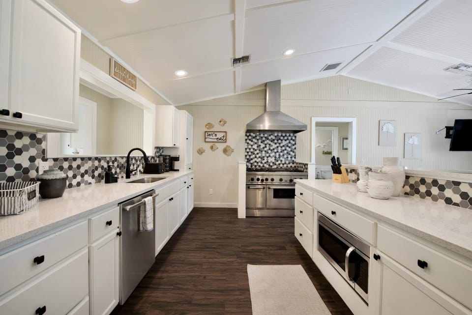 Shell Bound by Sun Palace Vacations House in Estero Island