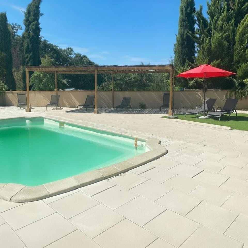 Camping le Faucon d'or Campground/ 
RV Resort in Occitanie