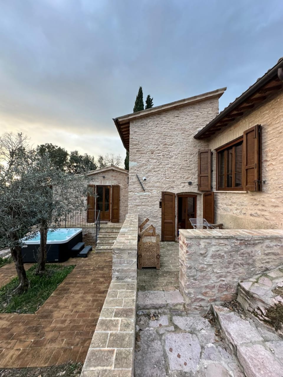 Property building, Swimming pool