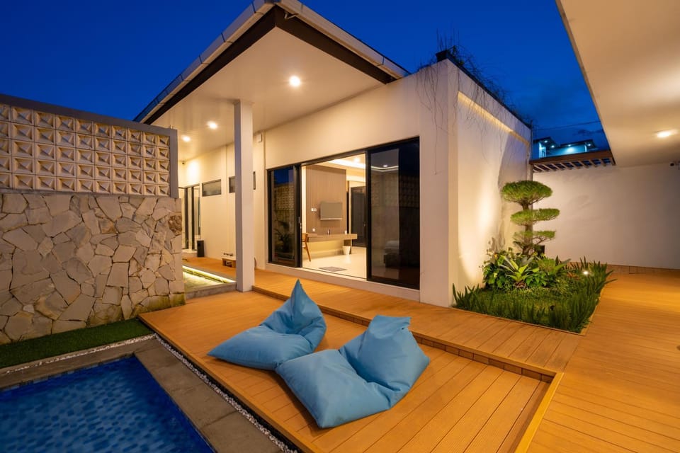 Property building, View (from property/room), View (from property/room), Swimming pool
