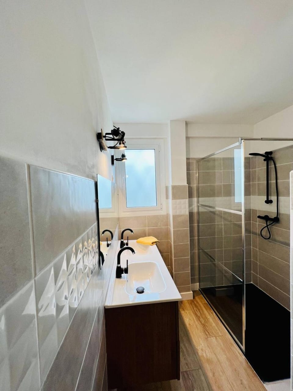 Shower, Bathroom