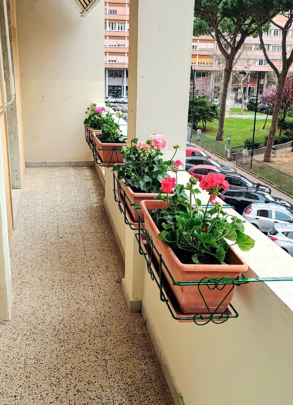 Neighbourhood, Garden, Balcony/Terrace, Garden view, Parking