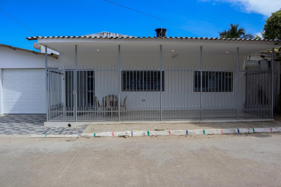 Casa Elena House in Santiago de Tolú