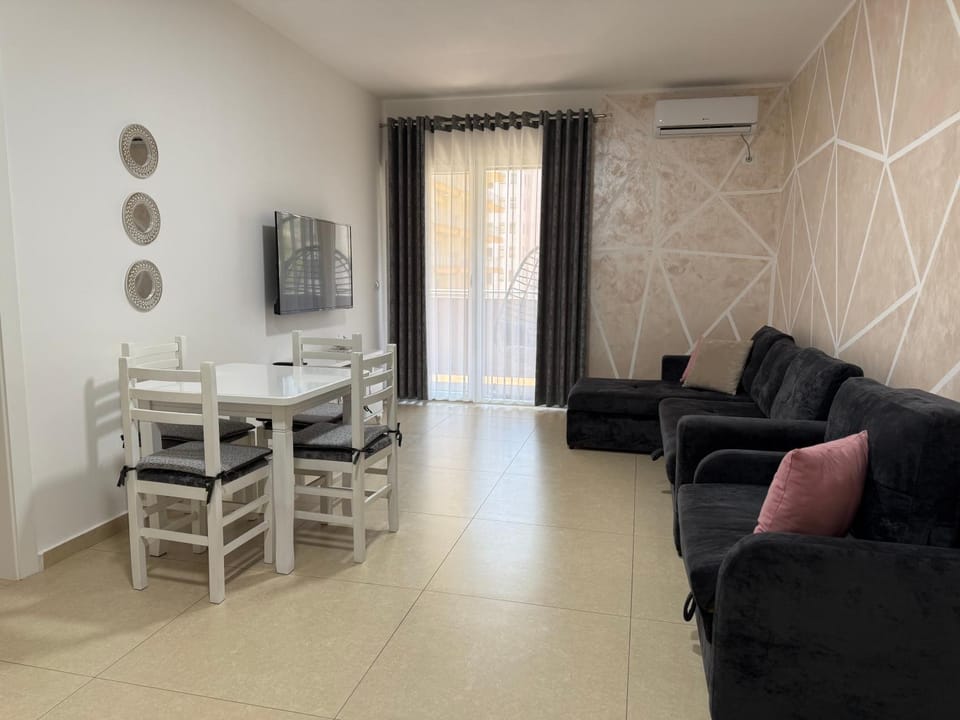 MEGAN RESIDENCE - floor 3 Apartment hotel in Europe