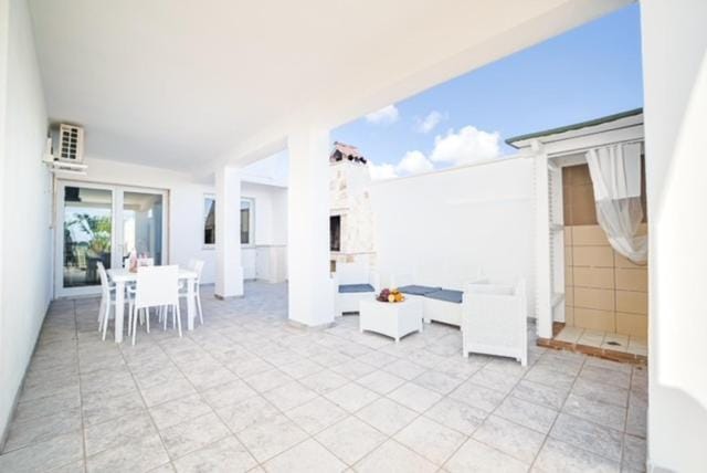 Villa N Apartment in Apulia