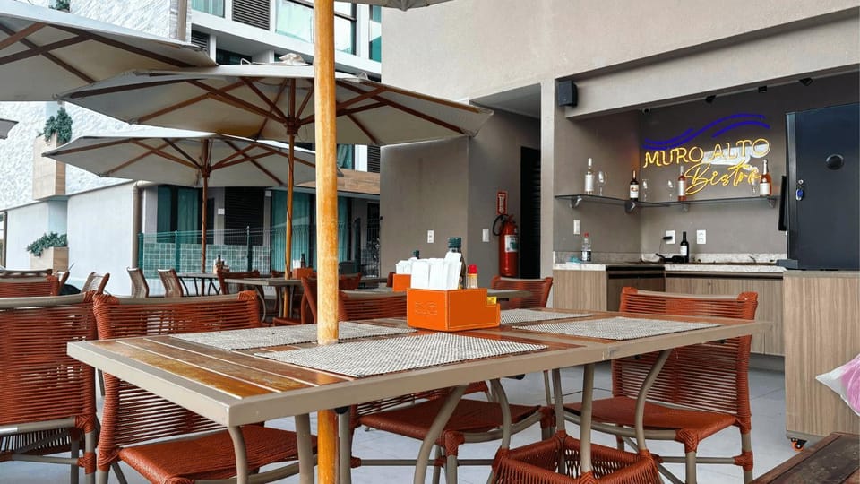 Sunny Hall - Loft Sofisticado em Porto de Galinhas por Yolo House in Ipojuca