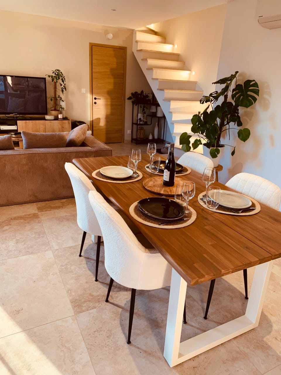 Maison neuve climatisée, à 2 pas du centre de Bédoin, La Villa Thélo Villa in Bédoin