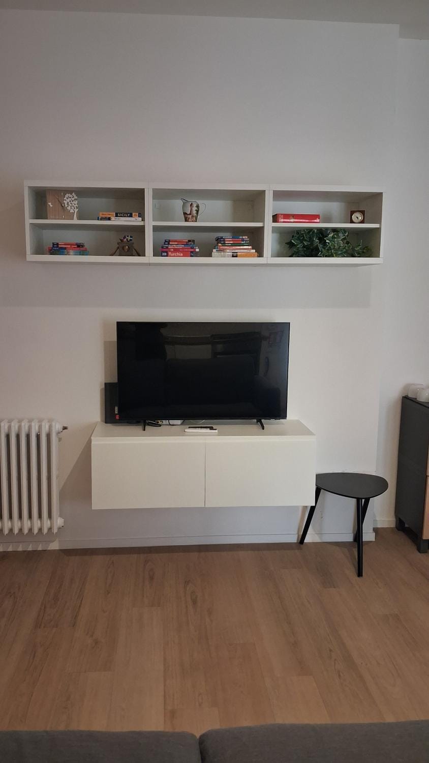 Communal lounge/ TV room, TV and multimedia, Living room, Evening entertainment