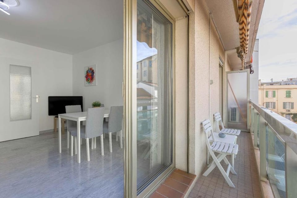 Paradis de Nissa - central, balcon, clim, 15mn Palais&Plage Apartment in Cannes