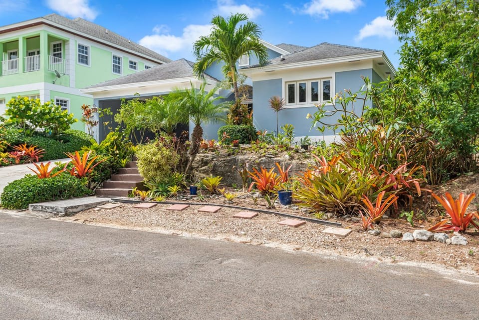 Property building, Garden