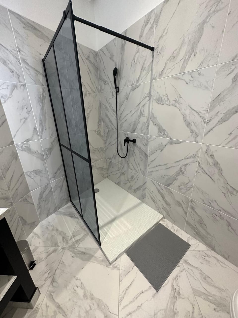 La maison de Julia menton studio bleuté Apartment in Roquebrune-Cap-Martin