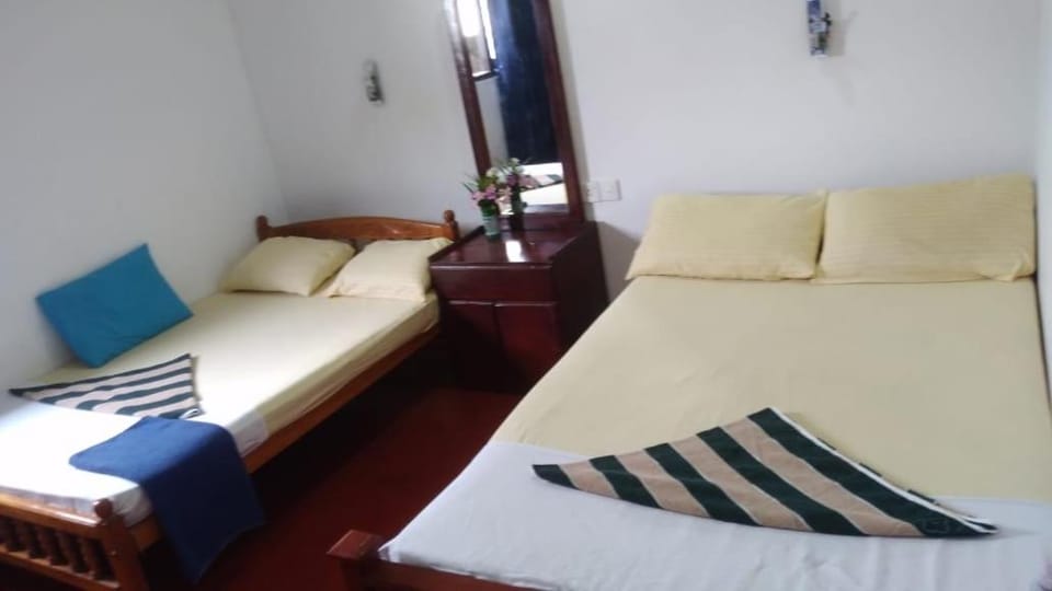 Rain bird guest Bed and Breakfast in Sri Lanka