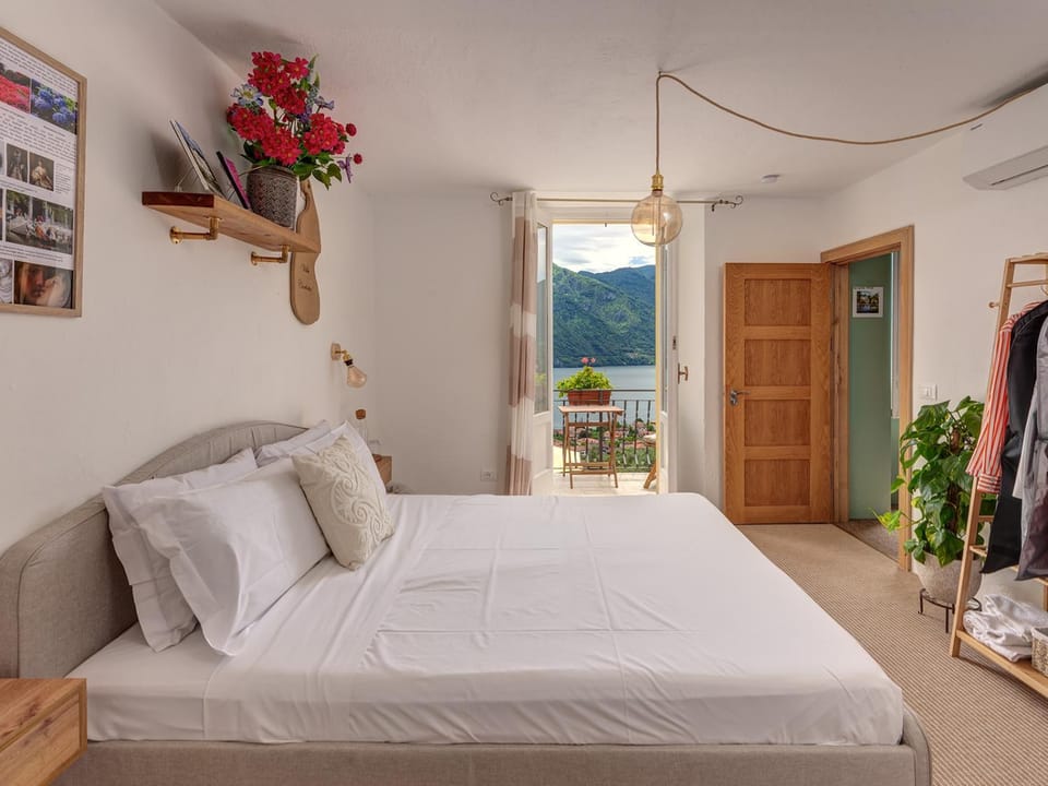 Balcony/Terrace, Bedroom