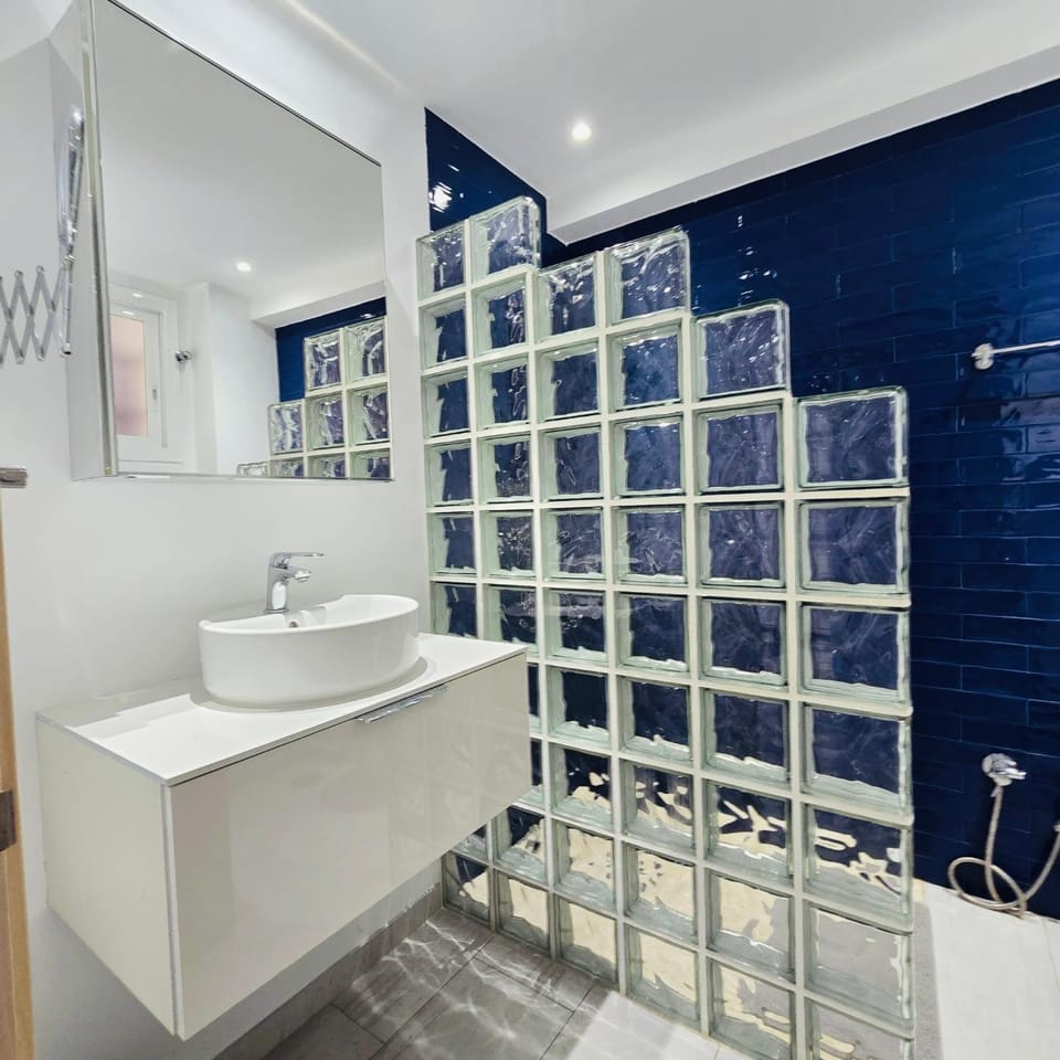Marbella city center appartment walking distance beach and plaza de los naranjos Apartment in Marbella