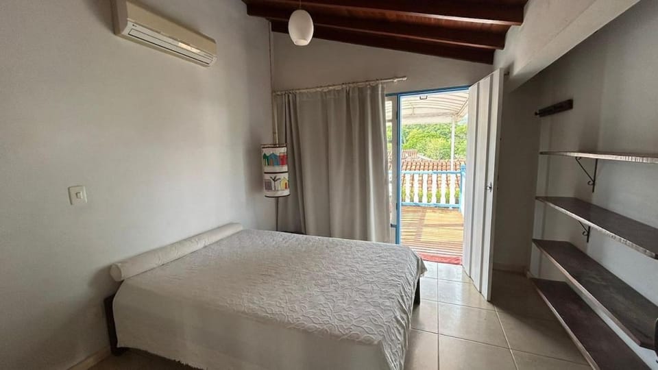 Bed, Balcony/Terrace, Bedroom, air conditioner
