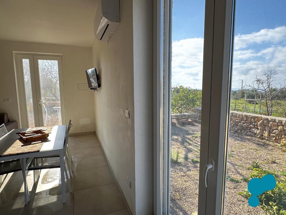 Day, Garden, TV and multimedia, View (from property/room), Balcony/Terrace, Dining area, Garden view