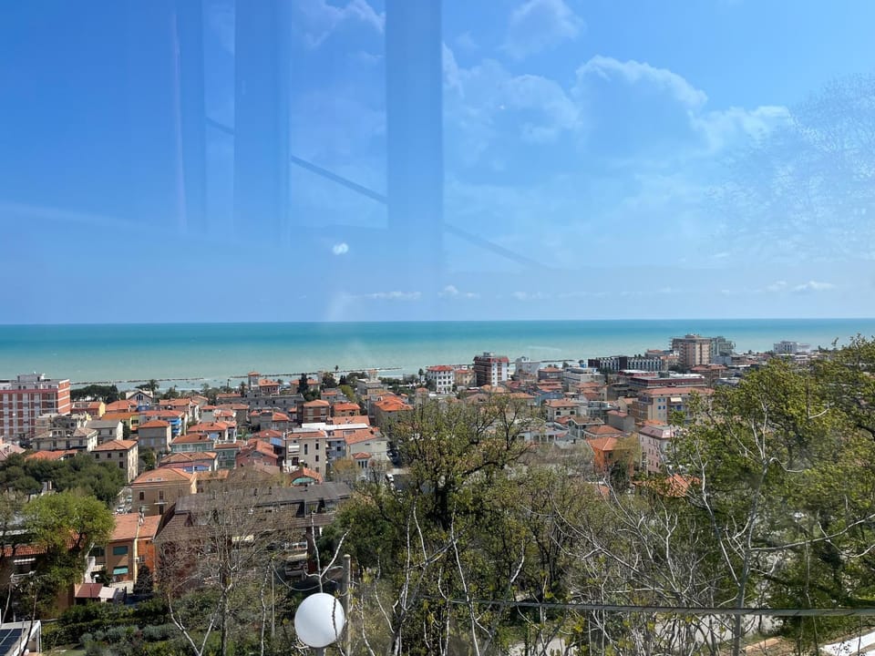 Grottammare Appartamento prima fila Apartment in Grottammare