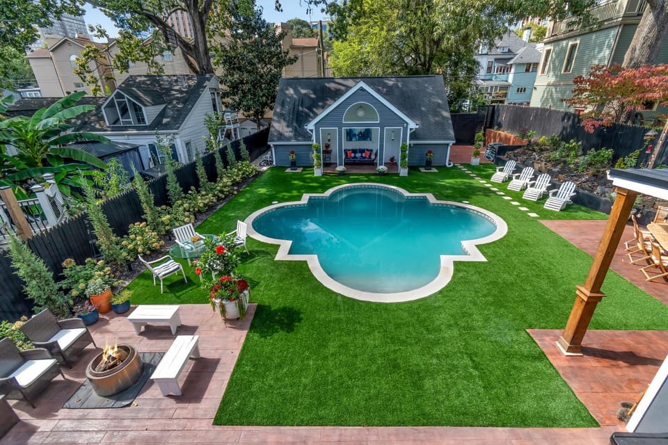 Patio, Garden, Garden, Garden view, Pool view, Swimming pool, sunbed