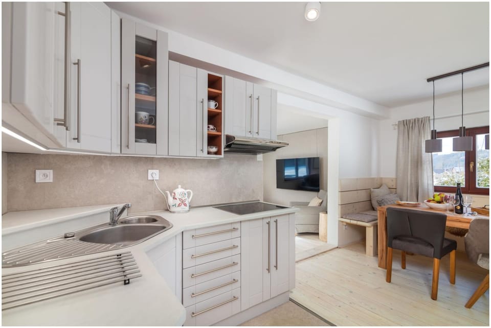 Kitchen or kitchenette, Dining area, kitchen, kitchen