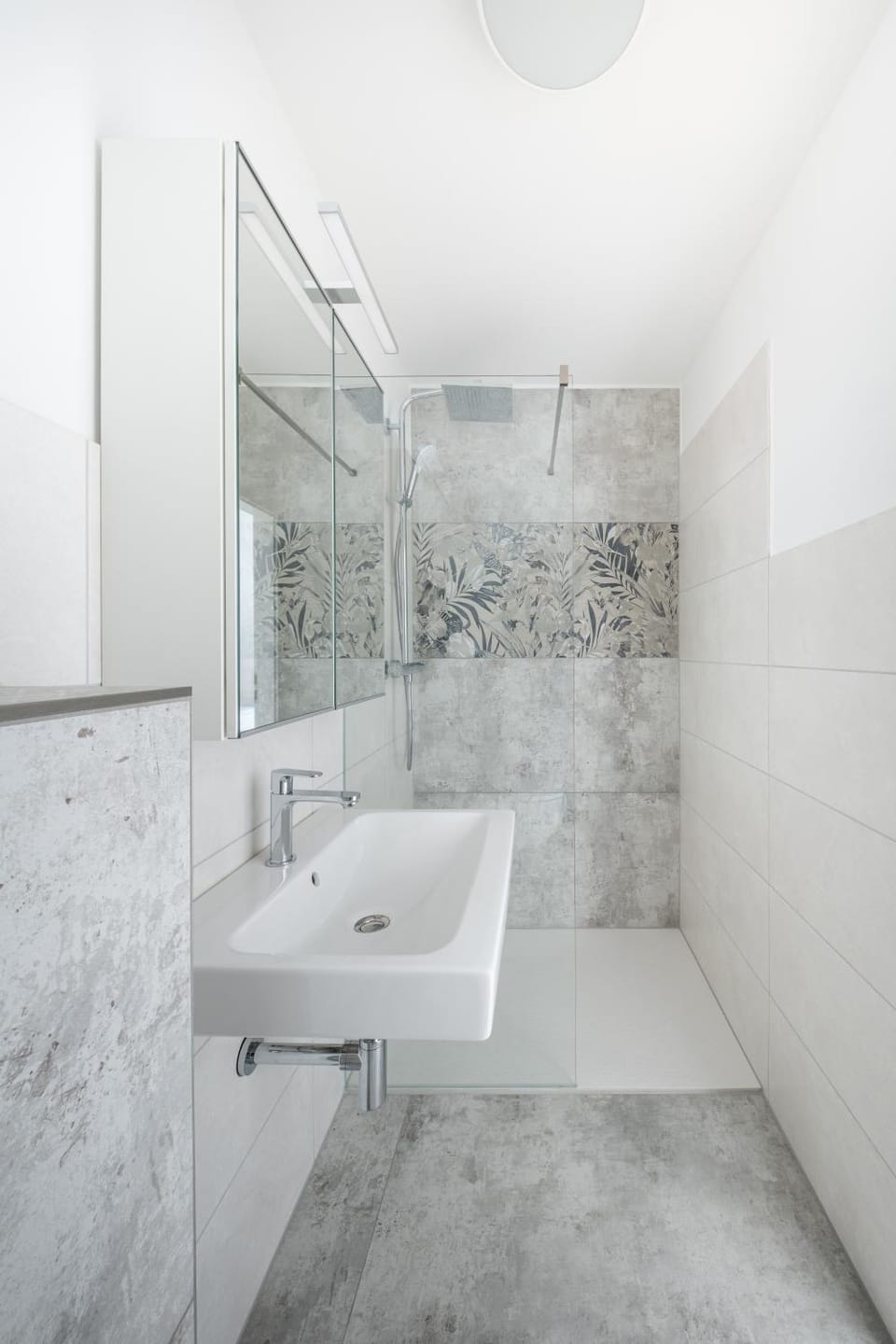 Shower, Bathroom, towels