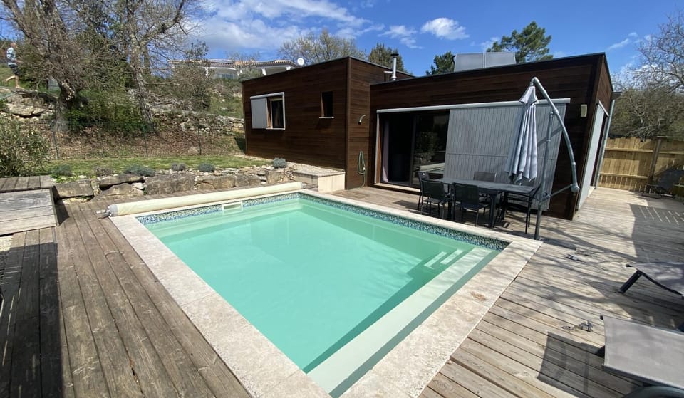 Patio, Swimming pool