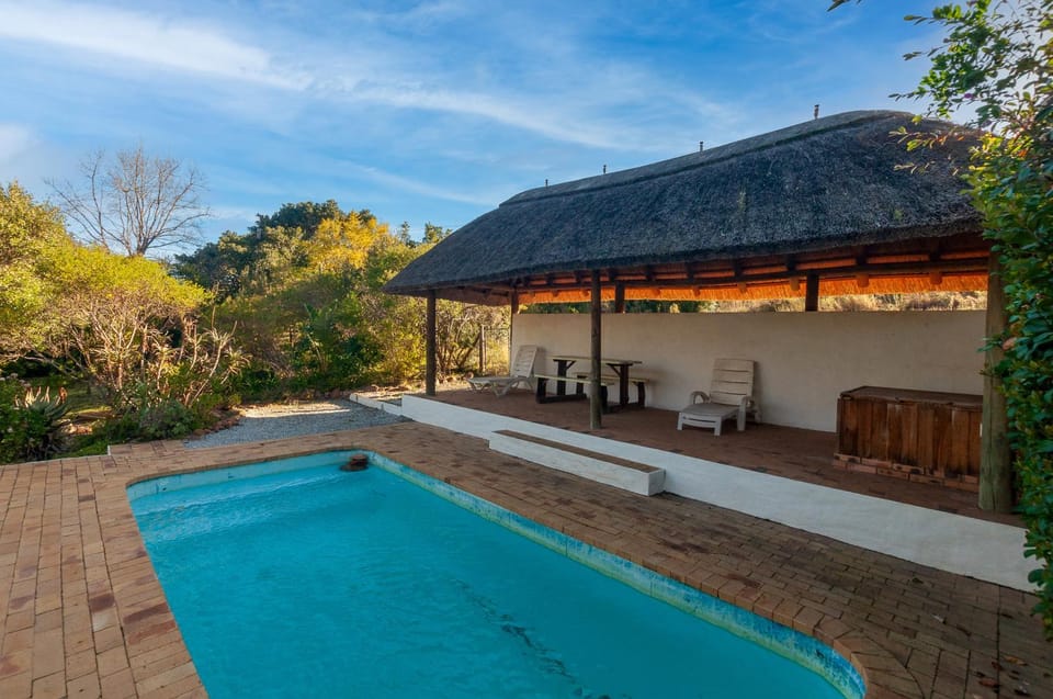 Mountain view, Pool view