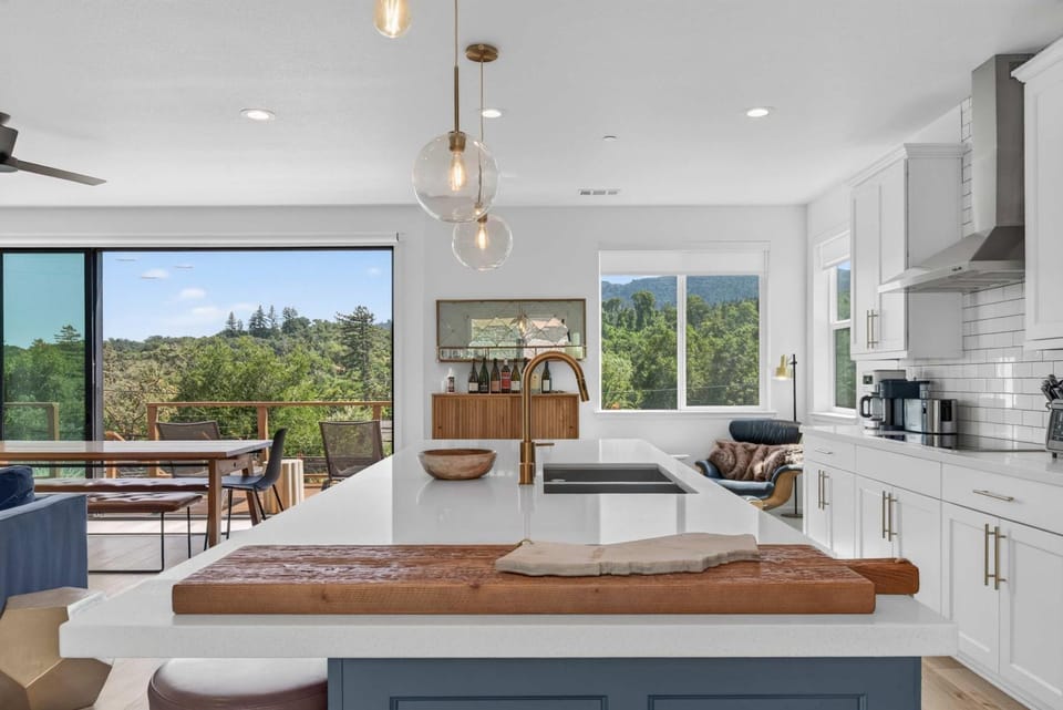Chardonnay Getaway House in Glen Ellen