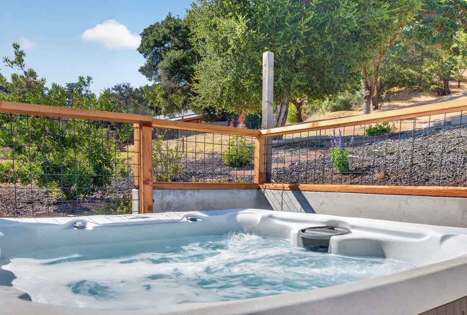 Chardonnay Getaway House in Glen Ellen