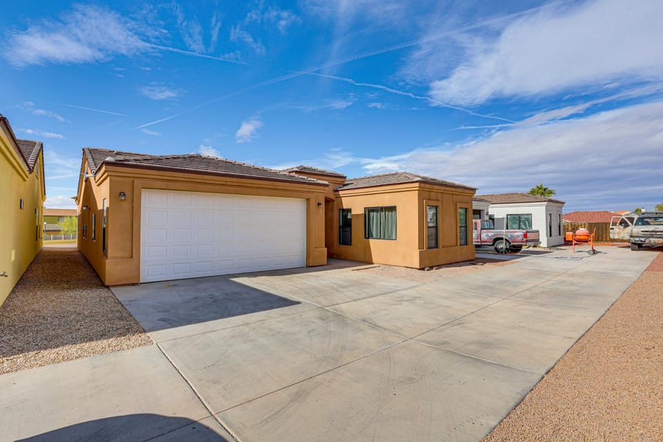 7 Mi to Golf: Mtn-View Retreat in Bullhead City House in Bullhead City