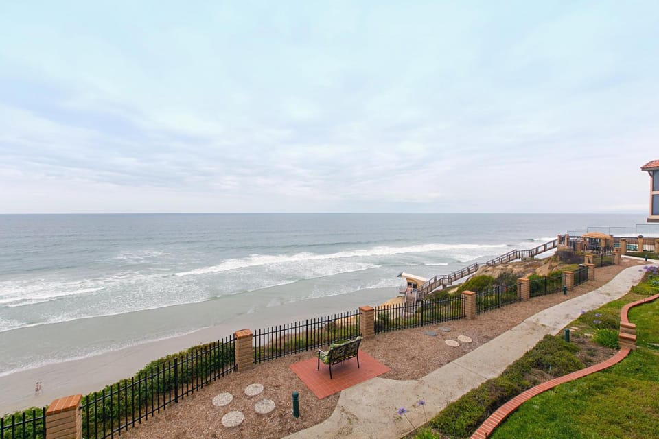 Breathtaking Bungalow - DMST22 House in Solana Beach