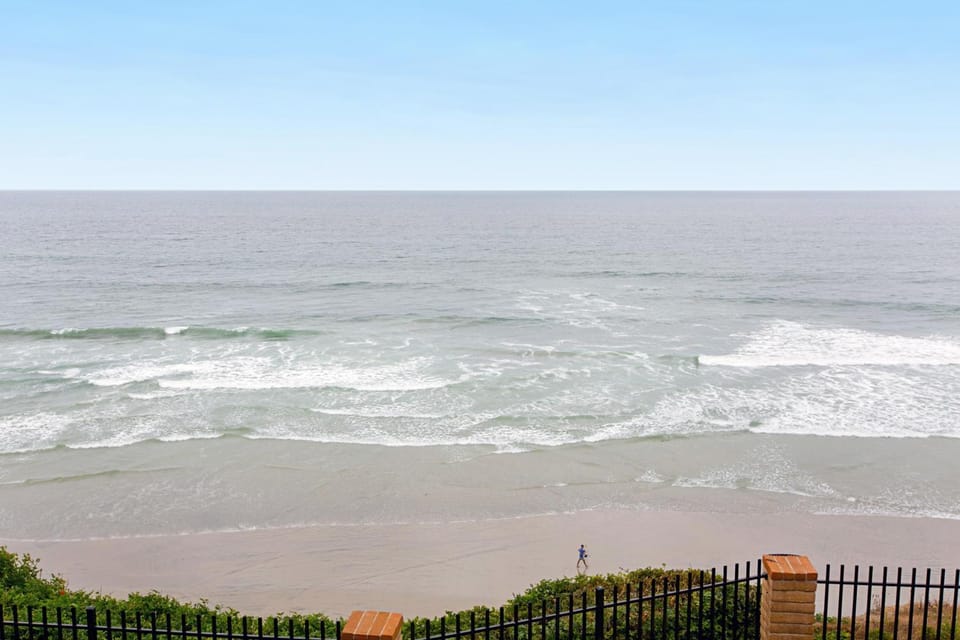 Breathtaking Bungalow - DMST22 House in Solana Beach
