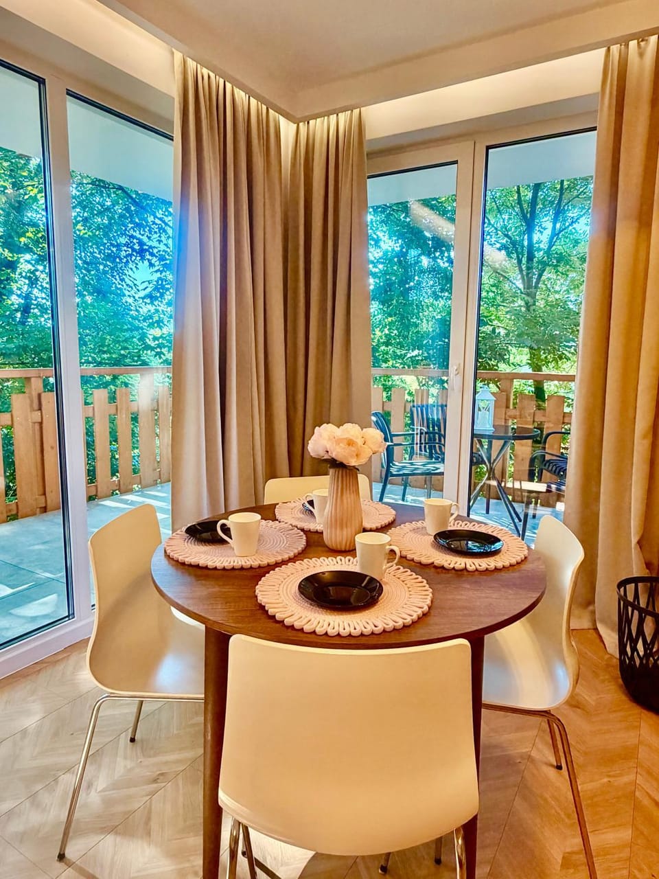 Balcony/Terrace, Living room, Seating area