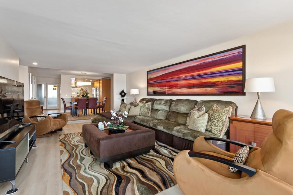 Don't Worry Beach Happy SONG13 House in Solana Beach