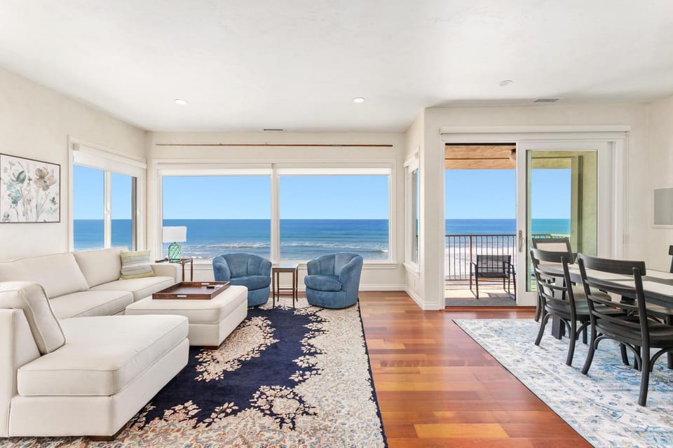 Beach View Beauty - DMBC775D House in Solana Beach