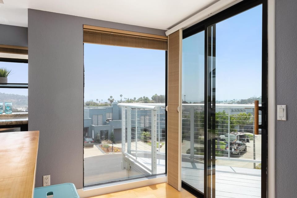 Vista Pacific - DM1050 House in Solana Beach