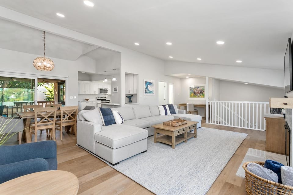 Cast-a-Waves - SUR29 House in Solana Beach