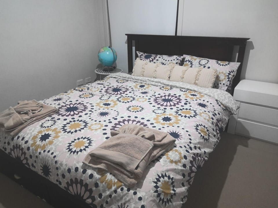 Bedroom, wardrobe