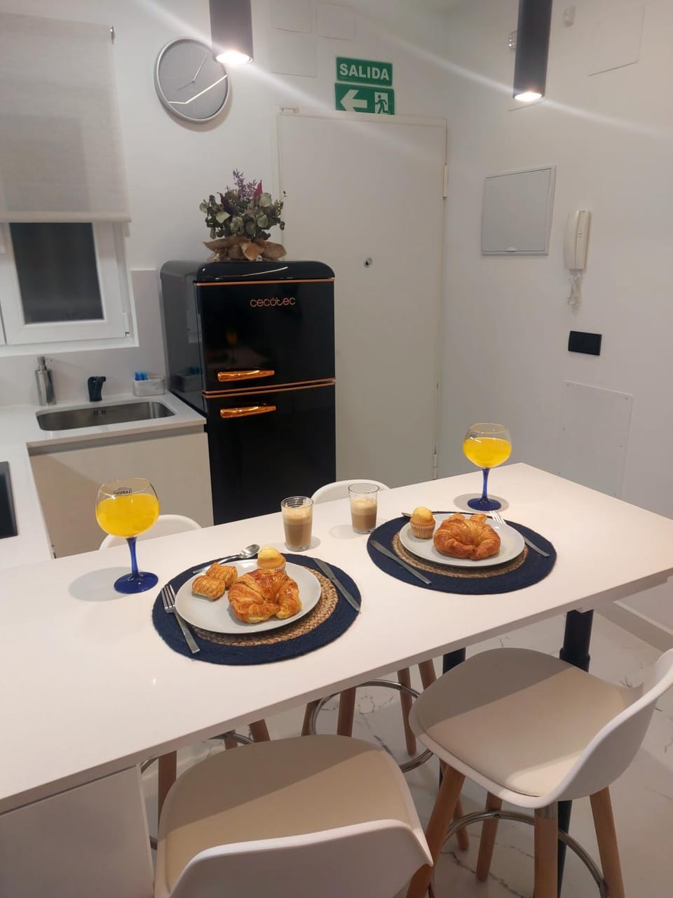Kitchen or kitchenette, Food and drinks, Food