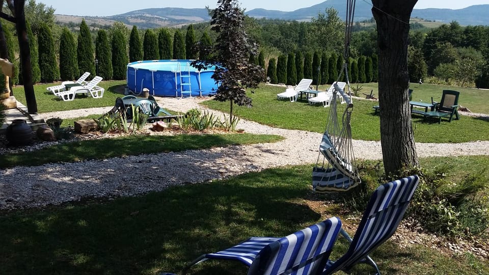 Guest House Relax Bed and Breakfast in Serbia