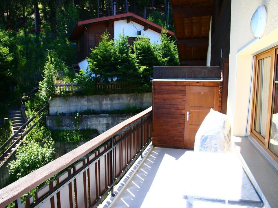 Property building, Balcony/Terrace