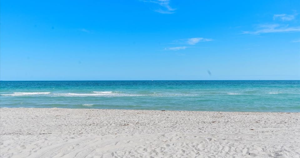 Nearby landmark, Day, Natural landscape, Beach, Sea view