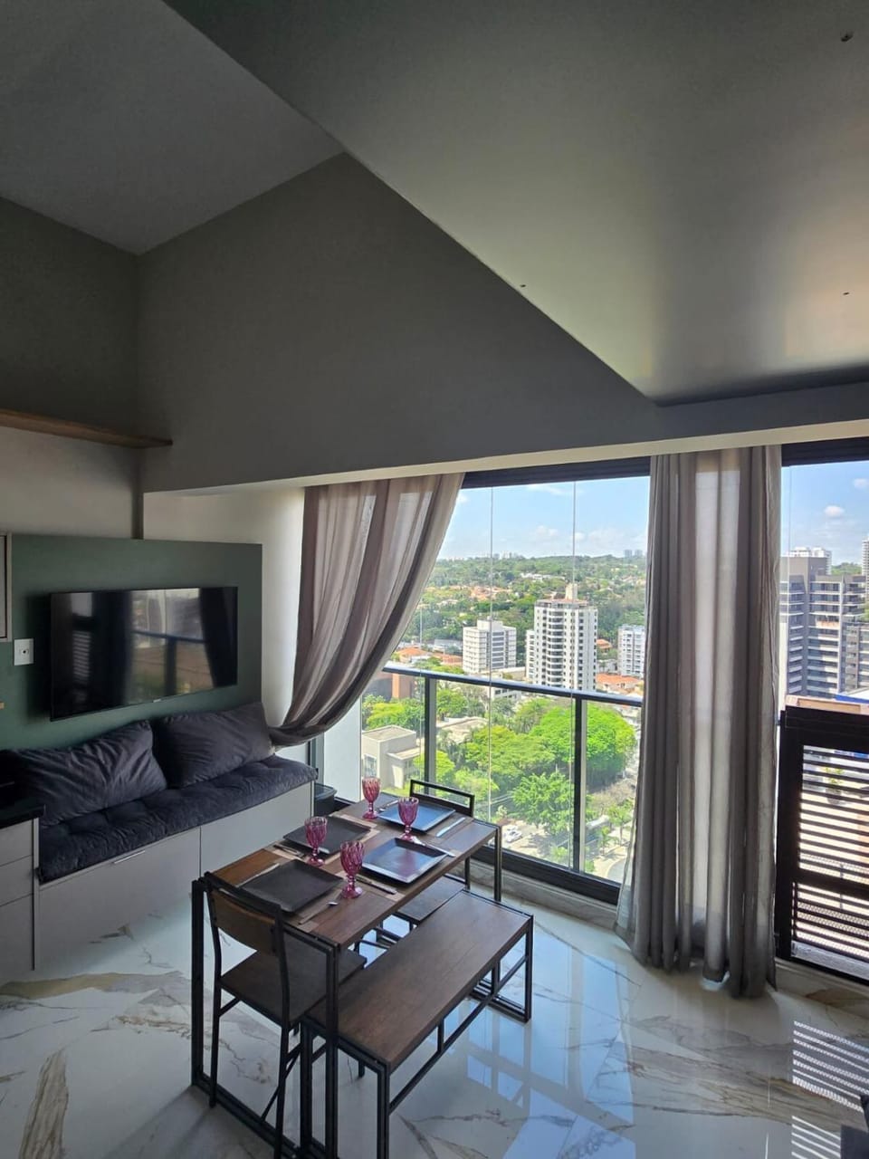 View (from property/room), Living room, Dining area
