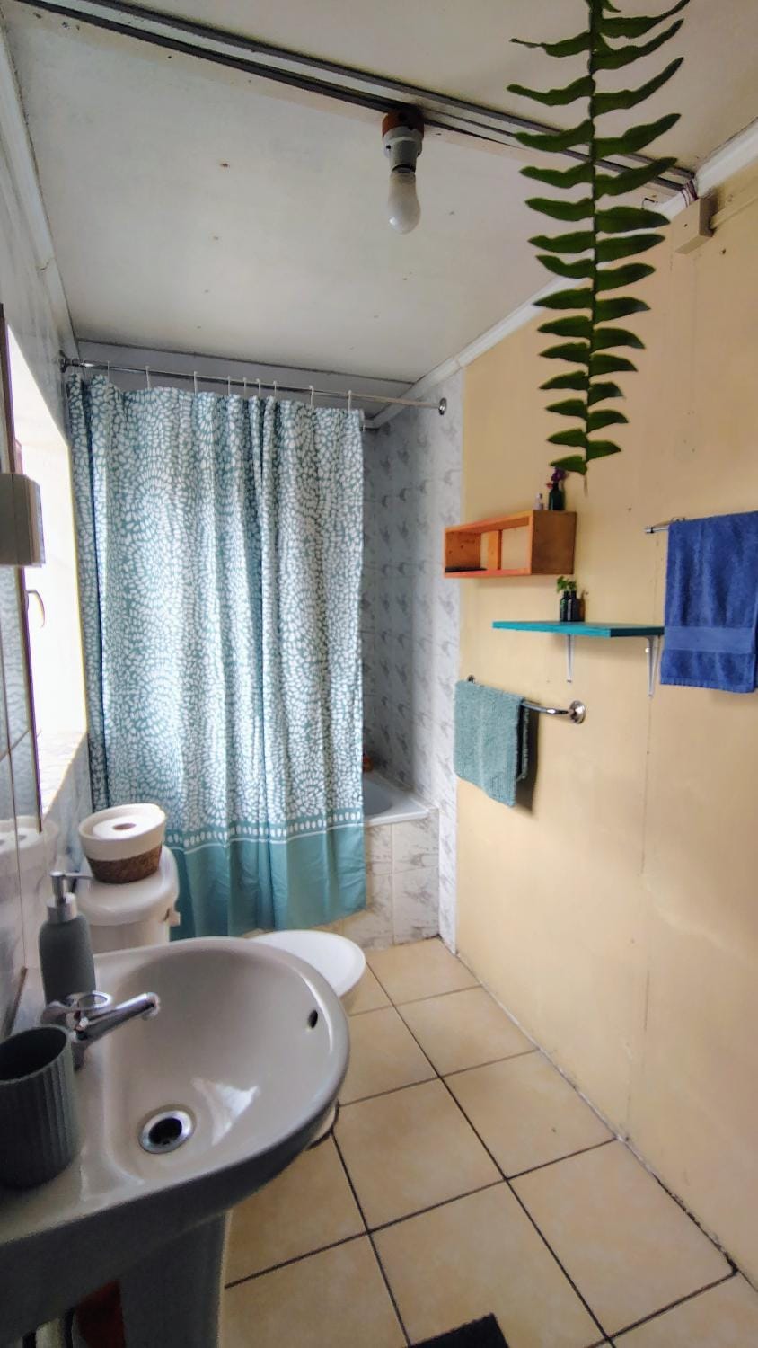 Habitación cómoda, con baño privado y estacionamiento Vacation rental in Temuco